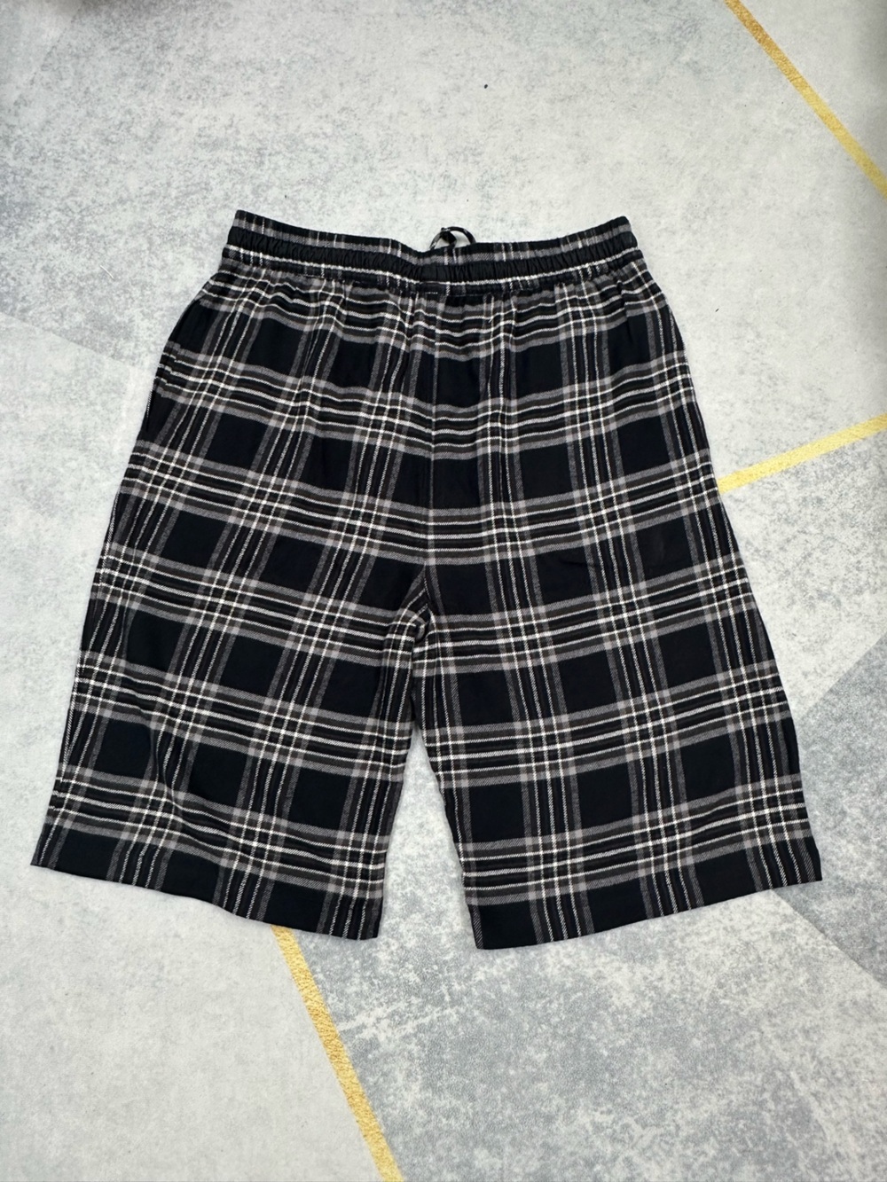 Chrome Hearts Black & Gray Plaid Men’s Hybrid Shorts - Picture 2 of 10
